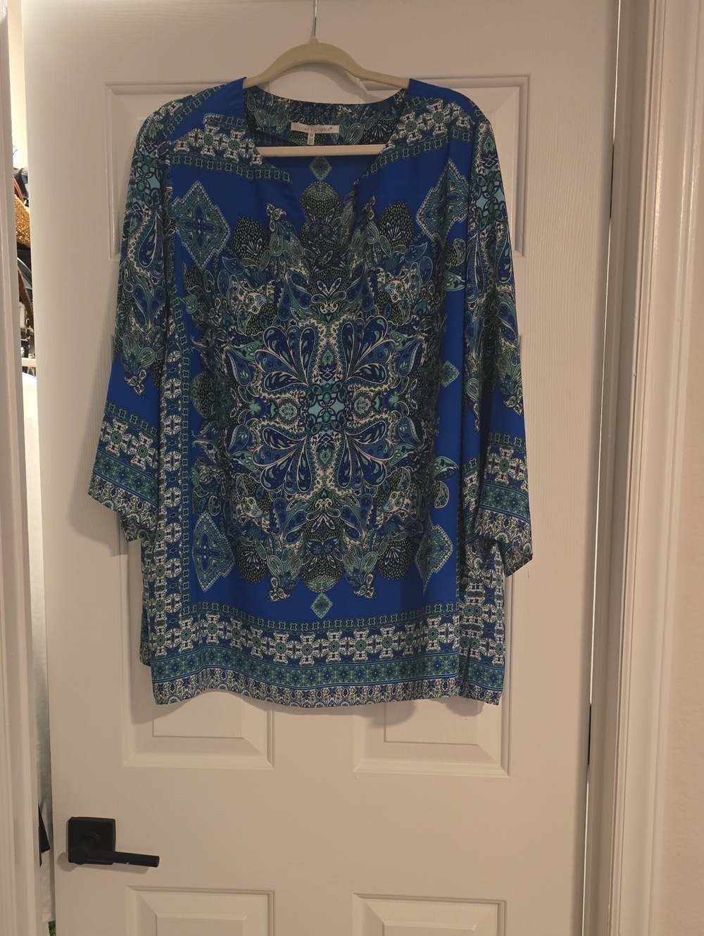 Violet & Claire Blue Paisley-Print Blouse